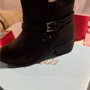 Lifestride Women's Ankle Boots Sz 8 NIB